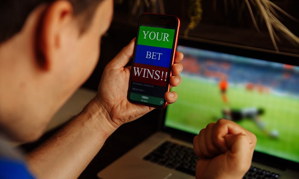 Advanced Football Betting Systems: How to Analyze Data Like a Professional Gambler